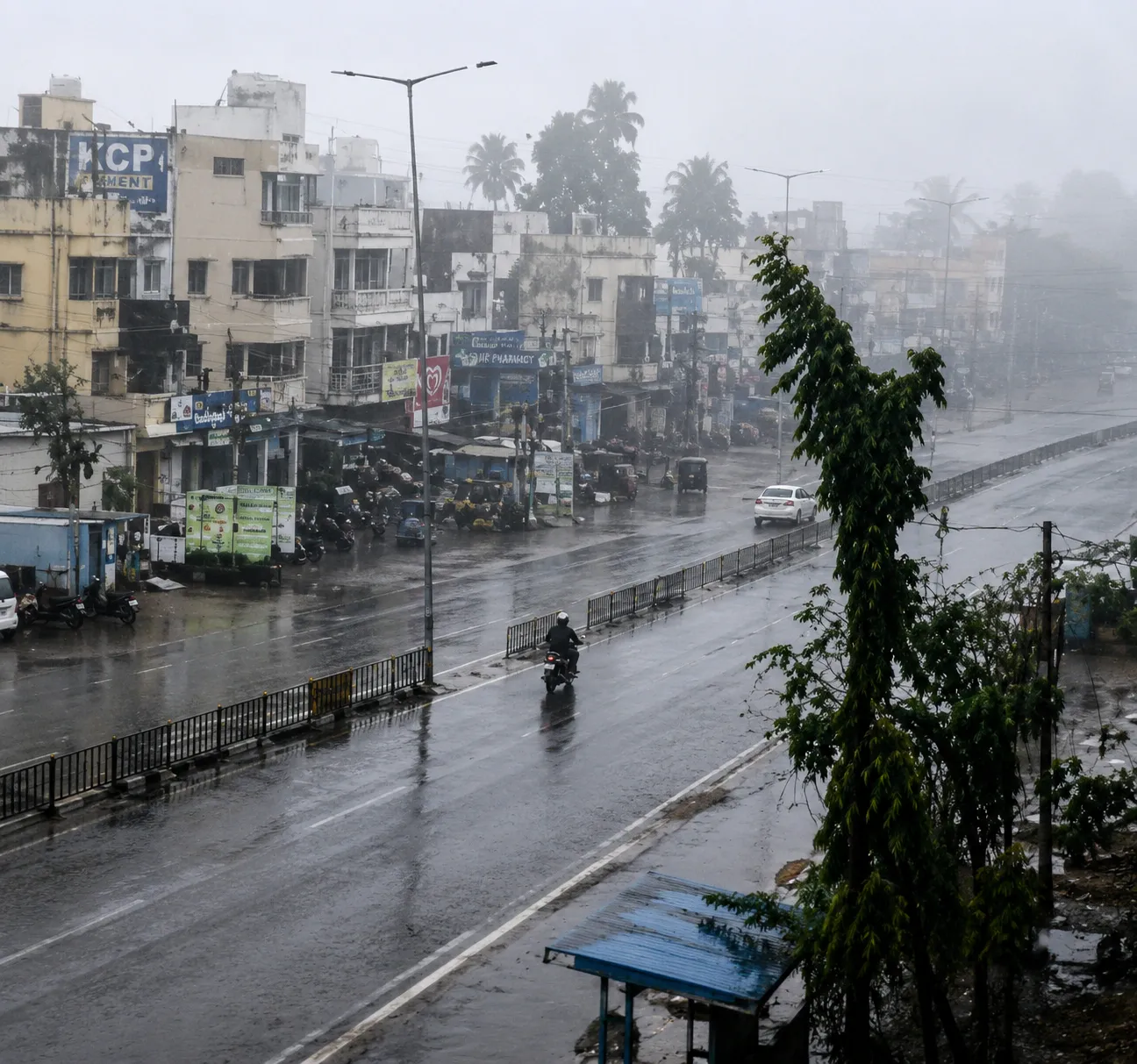MP Weather Alert: कई जिलों में आंधी-बारिश और तेज हवाओं की चेतावनी