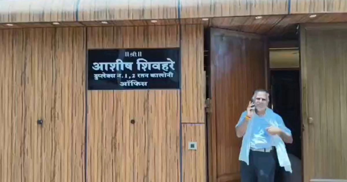 Jabalpur में शराब कारोबारी के ऑफिस पर बमबाजी, पुलिस जांच में जुटी