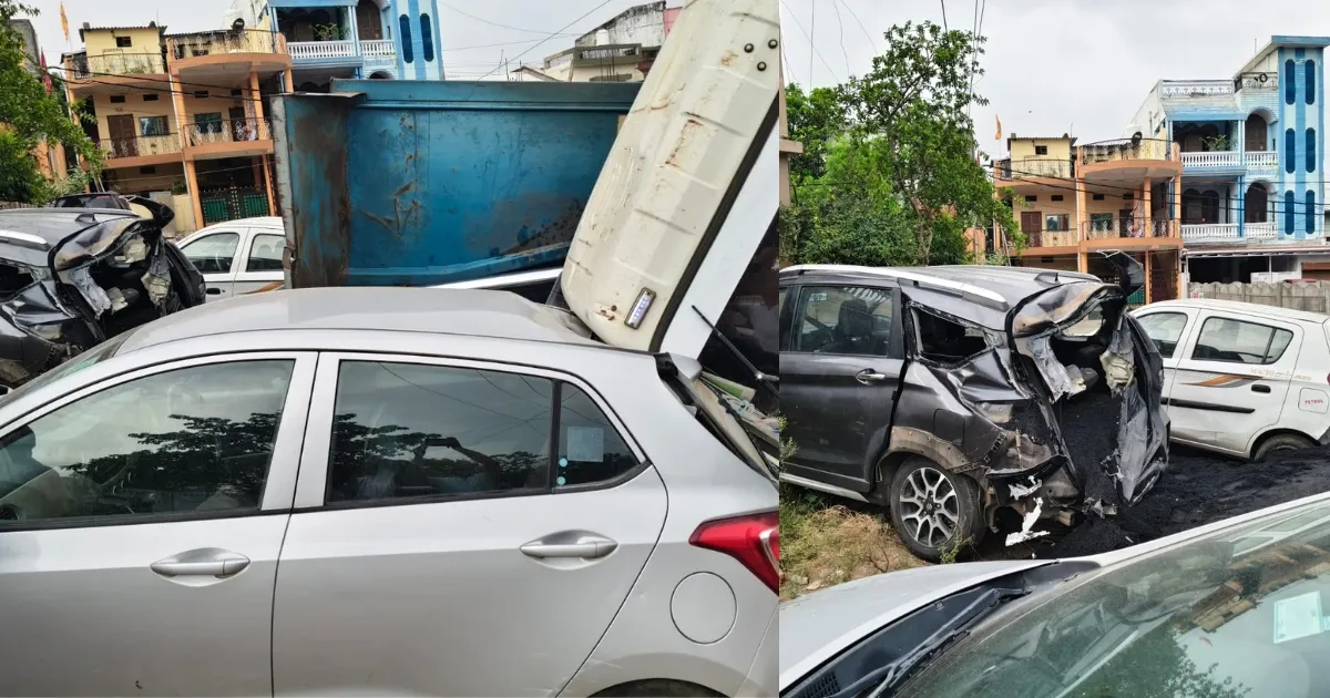 Ghamapur में बेकाबू डंपर ने कई गाड़ियों को मारी टक्कर, पलटा वाहन