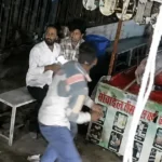 मजदूरी विवाद में युवक के चाचा की पिटाई, CCTV में कैद हुई घटना