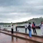 Bhedaghat Dhuandhar में बढ़ा जलस्तर, पर्यटकों के लिए Police Alert