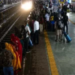Amarkantak Express के सामने ट्रैक पर लेटा युवक, Jabalpur में टला हादसा
