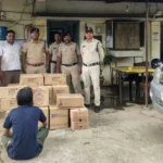 Jabalpur में Fortuner से 31 पेटी अवैध शराब जब्त, एक तस्कर गिरफ्तार