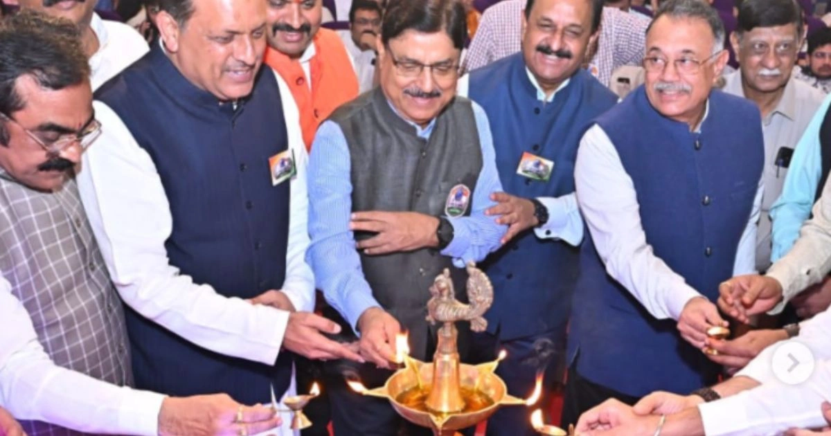 जबलपुर के मानस भवन में ‘याद-ए-वतन’ कार्यक्रम, शहीदों को श्रद्धांजलि