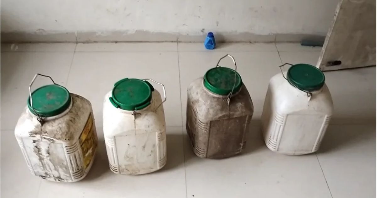चरगवां में 60 लीटर कच्ची शराब जब्त, 2 गिरफ्तार