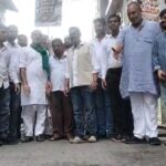 खस्ताहाल सड़कों पर कांग्रेस का पैदल मार्च