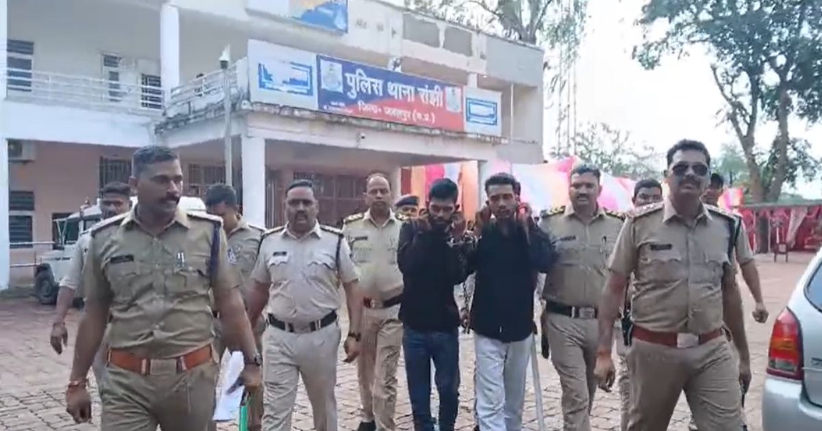 10 हजार की मांग, पिस्टल-कारतूस के साथ आरोपी गिरफ्तार