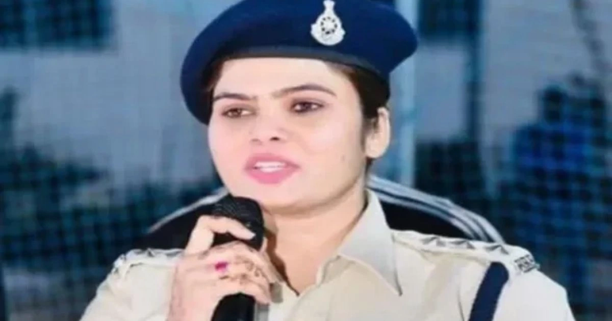 निलंबित CSP नेहा पच्चीसिया ने FIR को दी चुनौती
