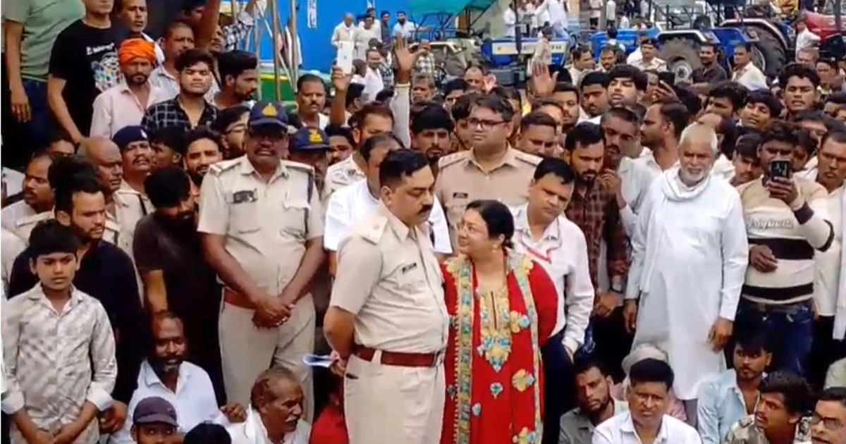 पाटन में चक्काजाम पर FIR, उदय भान सिंह समेत 5 नामजद और 50-60 पर केस