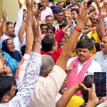 FIR के विरोध में पाटन थाने का घेराव, जमकर नारेबाजी