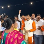 बरेला में CM मोहन यादव ने सड़क किनारे पी चाय, मयंक साहू का सम्मान